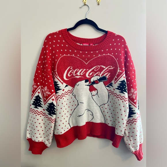 Target Sweaters - TARGET Large Red and White Polar Bear Vintage Style Coca-Cola Cropped Sweater